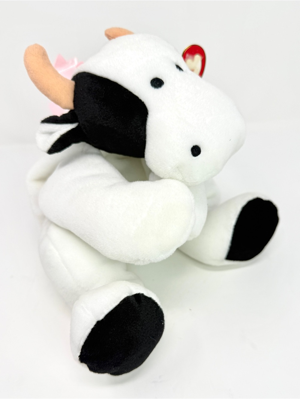 TY Vintage 1994 The Pillow Pals Collection Moo White and Black Cow 14" Plush Toy